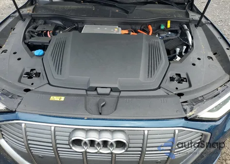 2019 Audi E-Tron Prestige z USA, uszkodzony, nr VIN WA1VABGE2KB019280